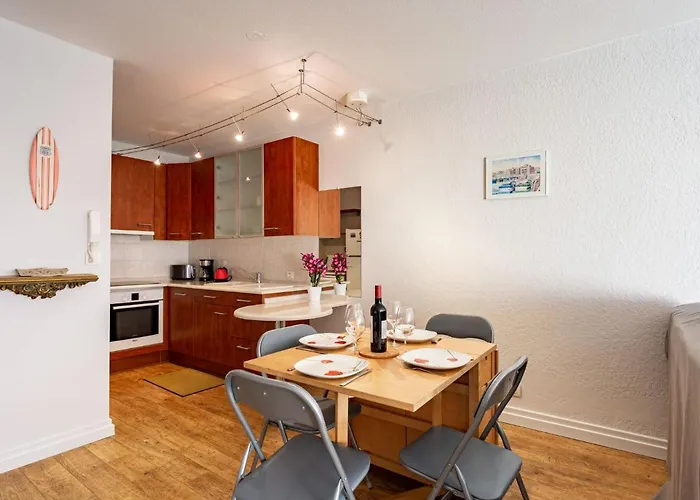 L'alma-7 By Interhome شقة *